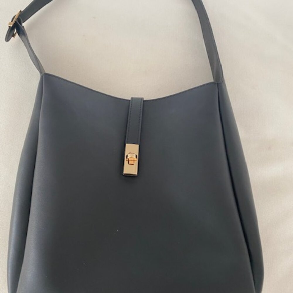 BLACK BUCKET SHOULDER BAG  NWOT